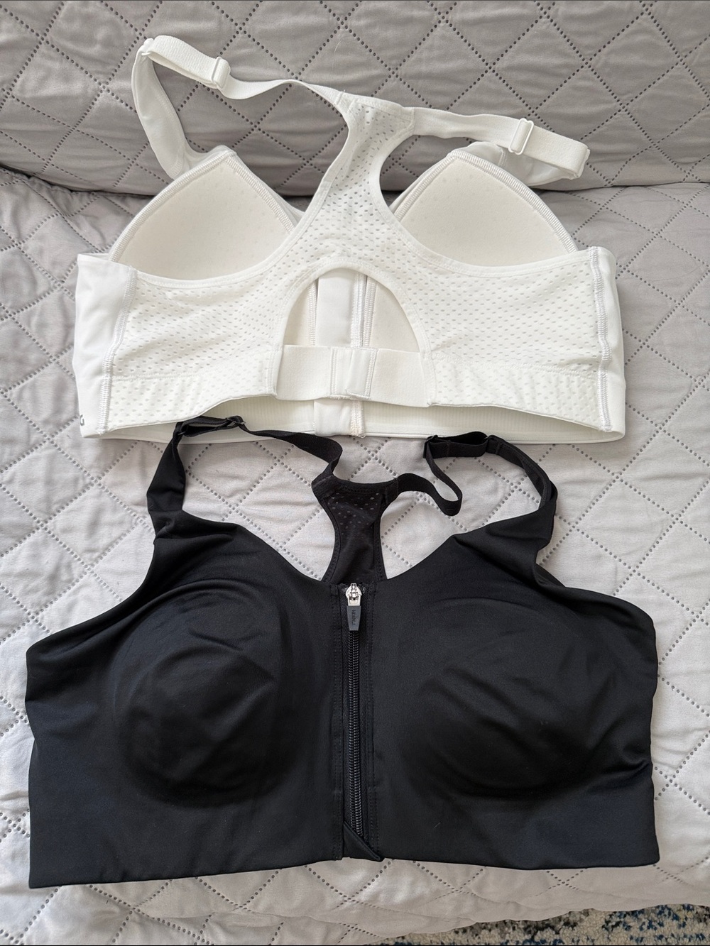 Bundle NWOT DSG Front-Zip High Support Sports Bra - Black, White